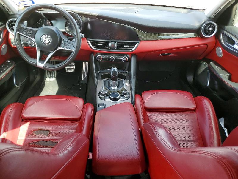 2019 Alfa romeo Giulia VIN ZARFAMBN7K7600909 COPART salvage auction — MINOR DENT/SCRATCHES, Tx - Cert Of Title-Rebuilt Salvage, sold $6,600 on 2026-07-30 (photo 8)