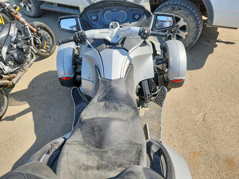 2010 Can-am Spyder roadster VIN 2BXJBWC11AV001081 COPART salvage auction — MECHANICAL, Ab - Oop - Salvage, sold $60 on 2026-07-30 (photo 6)