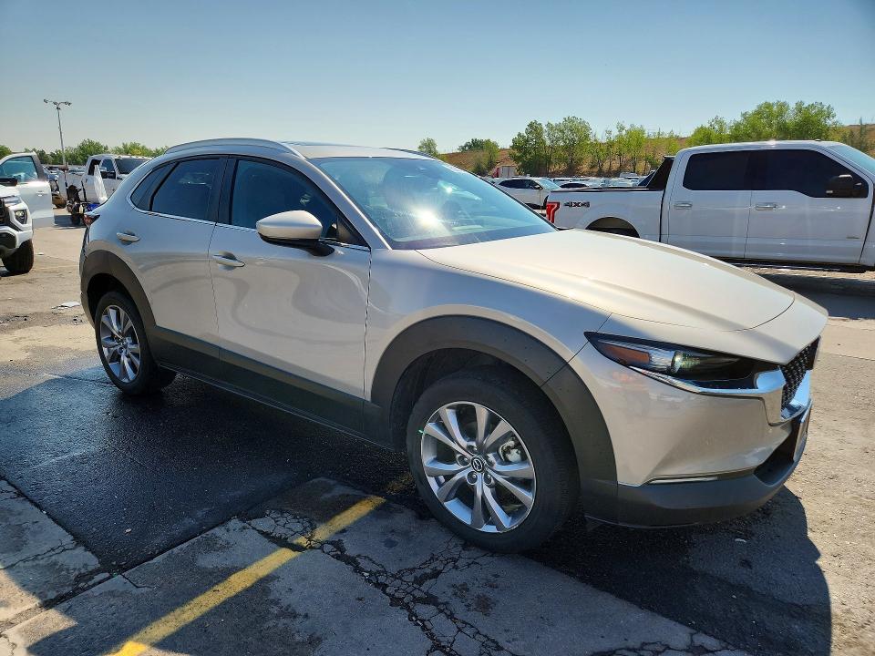 2022 Mazda Cx-30 VIN 3MVDMBCL2NM405691 COPART salvage auction — REAR END, CO - SALVAGE TITLE, sold $7,600 on 2026-09-21 (photo 4)