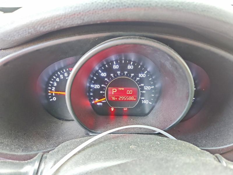 2015 Kia Soul VIN KNDJN2A22F7146854 COPART salvage auction — MINOR DENT/SCRATCHES, VA - CERT OF TITLE - SALVAGE, sold $200 on 2026-07-28 (photo 9)