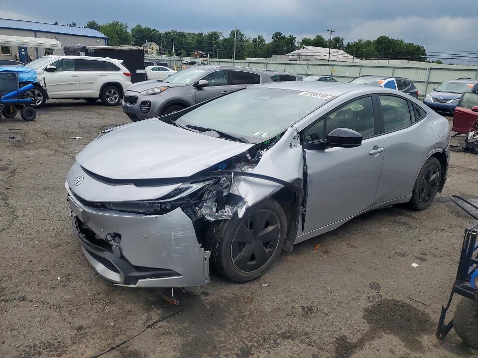 2024 Toyota Prius VIN JTDACACU7R3038269 — COPART salvage auction photo