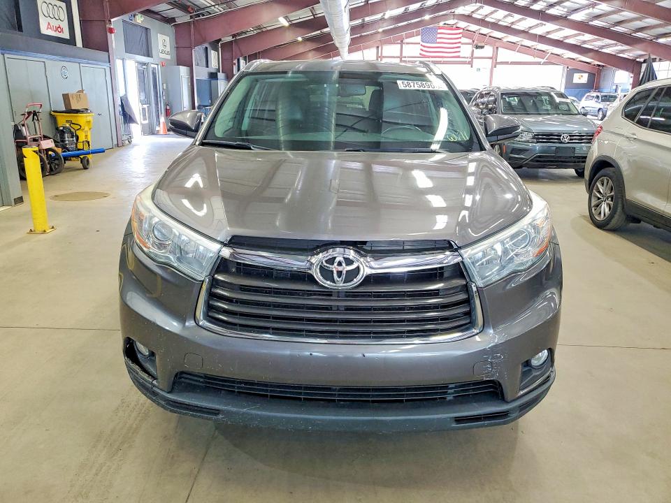 2016 Toyota Highlander VIN 5TDJKRFH8GS277521 COPART salvage auction — SIDE, MA - CERTIFICATE OF TITLE (P), sold $11,600 on 2026-07-27 (photo 5)