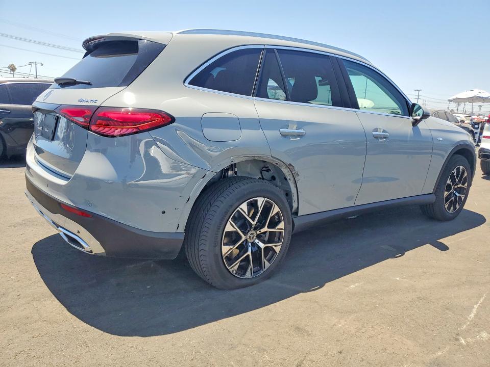 2025 Mercedes-benz Glc VIN W1NKM5GB7SU096988 COPART salvage auction — MINOR DENT/SCRATCHES, CA - SALVAGE CERTIFICATE, sold $31,750 on 2026-07-15 (photo 3)
