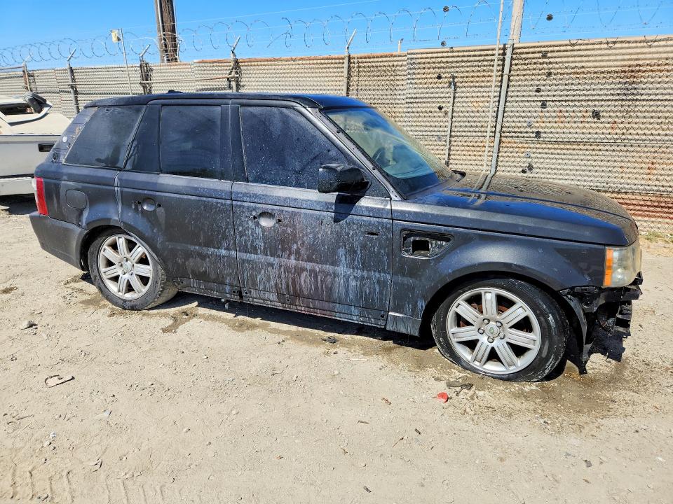2007 Land rover Range rover sport VIN SALSF25417A103746 COPART salvage auction — VANDALISM, Ca - Dis/Dlr/Exp Lien Papers-Salv (P), sold $200 on 2026-07-27 (photo 4)