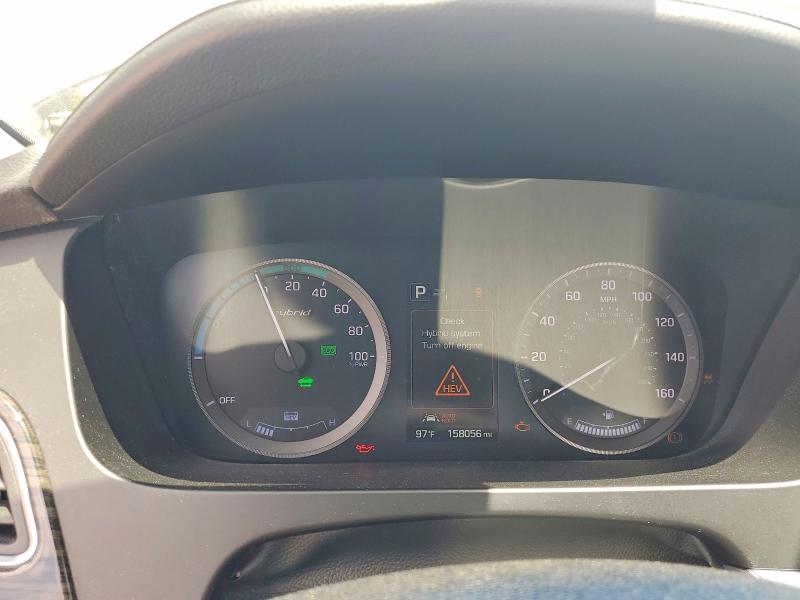 2017 Hyundai Sonata VIN KMHE34L19HA046839 COPART salvage auction — MINOR DENT/SCRATCHES, Ok - Certificate Of Title, sold $1,650 on 2026-07-07 (photo 9)