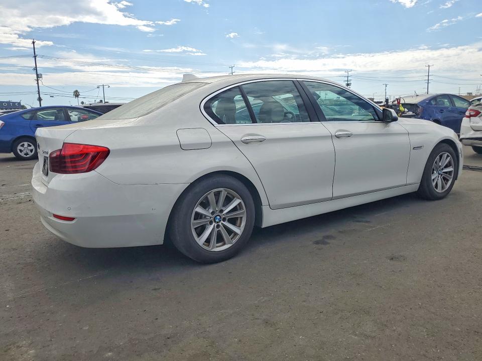 2015 BMW 5er VIN WBA5A5C56FD518684 COPART salvage auction — REAR END, CA - SALVAGE CERTIFICATE, sold $3,300 on 2026-08-17 (photo 3)