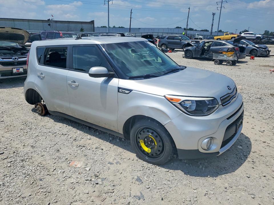 2017 Kia Soul VIN KNDJP3A55H7499456 COPART salvage auction — VANDALISM, OH - CERTIFICATE OF TITLE, sold $1,000 on 2026-07-28 (photo 4)