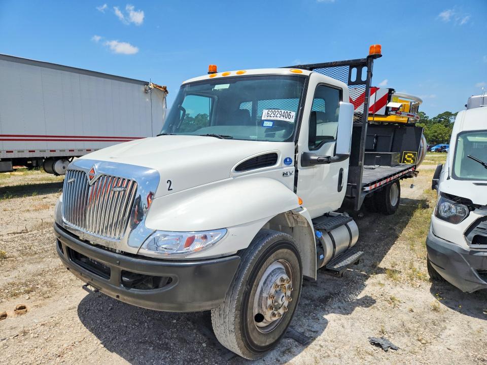 2023 International VIN 3HAEUMML5PL493334 — COPART salvage auction photo