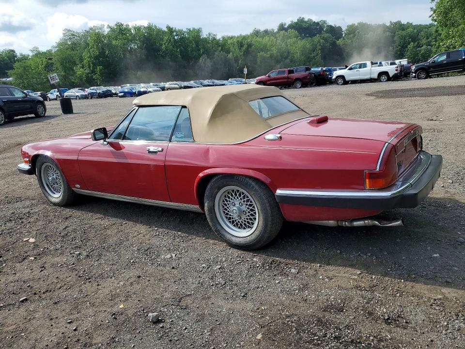 1988 Jaguar Xj series VIN SAJNV5845JC146570 COPART salvage auction — REAR END, NY - MV-907A SALVAGE CERTIFICATE, sold $325 on 2026-07-23 (photo 2)