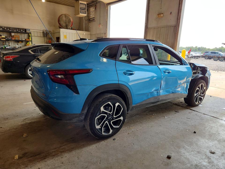 2025 Chevrolet Trax VIN KL77LJEP5SC254920 COPART salvage auction — FRONT END, Mo - Salvage Certificate Of Title, sold $8,100 on 2026-08-25 (photo 3)