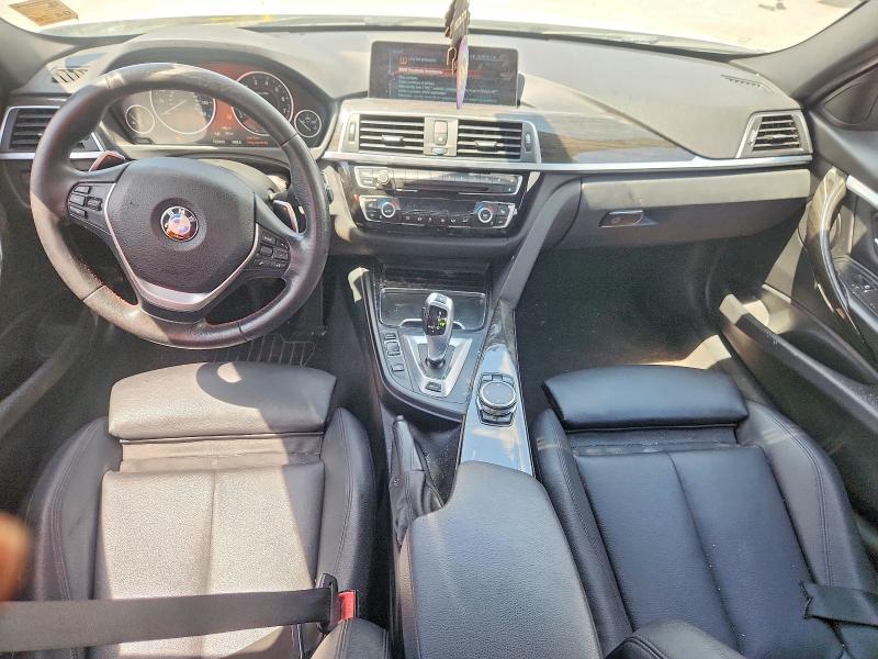2017 BMW 3er VIN WBA8E1C52HK480041 COPART salvage auction — MINOR DENT/SCRATCHES, La - Permit To Sell (P), sold $1,850 on 2026-08-03 (photo 8)