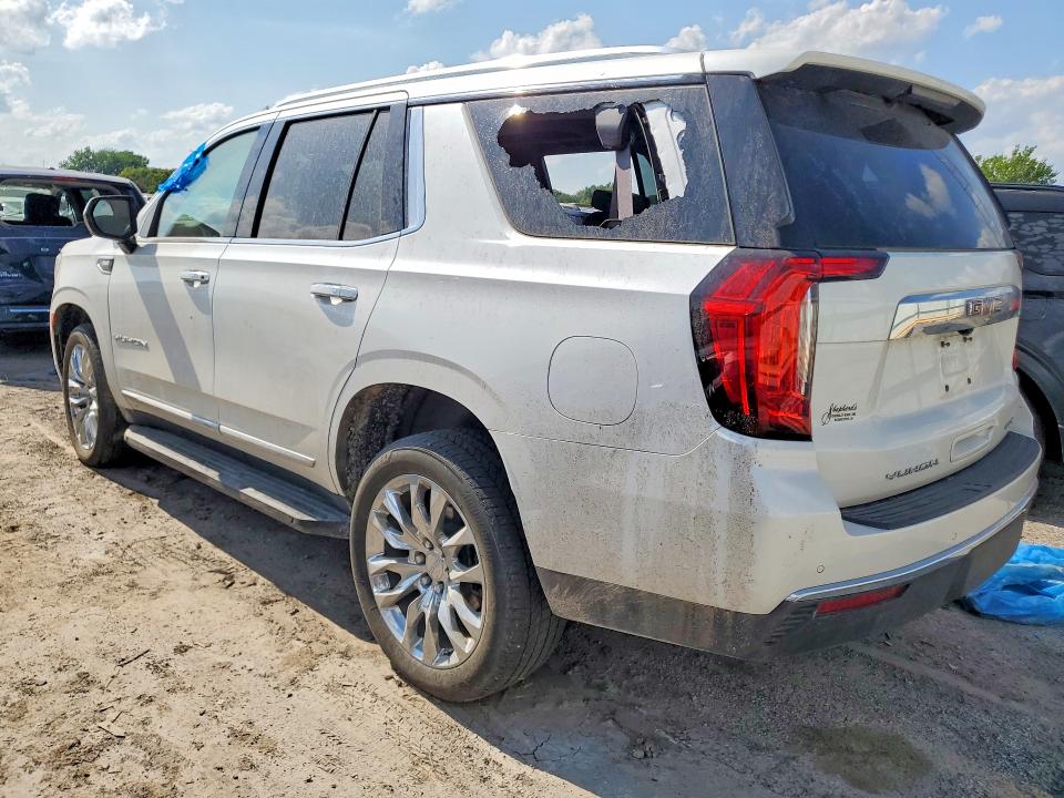 2022 Gmc Yukon VIN 1GKS2BKD3NR102642 COPART salvage auction — ALL OVER, IA - CERT OF TITLE-SALVAGE TITLE, sold $24,500 on 2026-08-24 (photo 2)