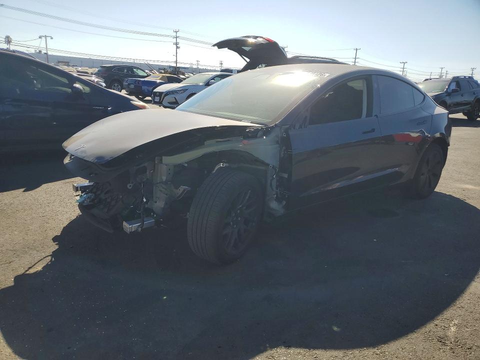 2025 Tesla Model 3 VIN 5YJ3E1EB9SF907607 — COPART salvage auction photo