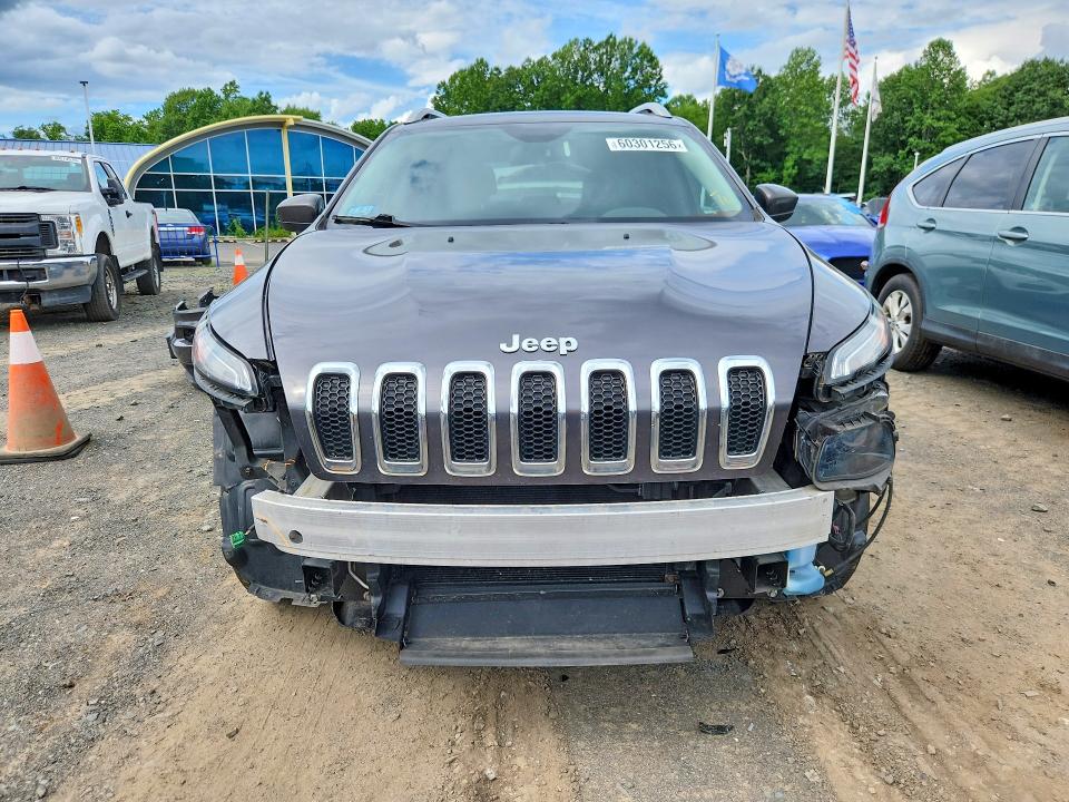 2017 Jeep Cherokee VIN 1C4PJMCB5HW545359 COPART salvage auction — FRONT END, CT - CERT OF TITLE-SALVAGE, sold $475 on 2026-07-23 (photo 5)