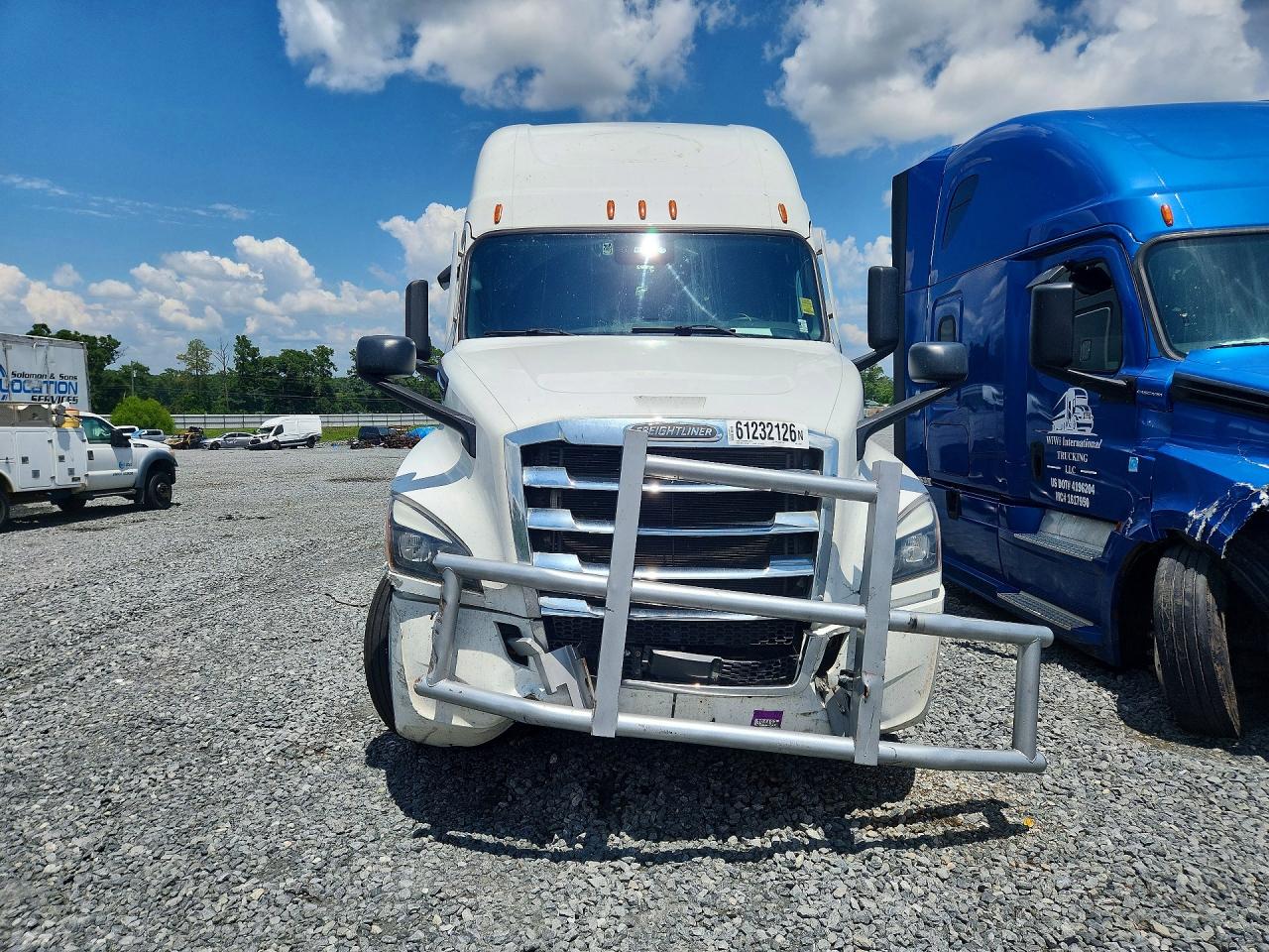 2021 Freightliner Cascadia 126 VIN 3AKJHHDR9MSLY3930 COPART salvage auction — Front End, GA - CERT OF TITLE-SALVAGE, sold $28,000 on 2026-08-13 (photo 5)