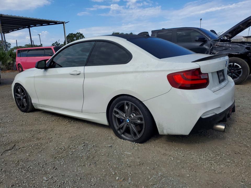 2016 BMW M2 VIN WBA1J7C5XGV289898 COPART salvage auction — MINOR DENT/SCRATCHES, CA - DIS/DLR/EXP ONLY CLEAN TITLE (P), sold $8,100 on 2026-08-15 (photo 2)