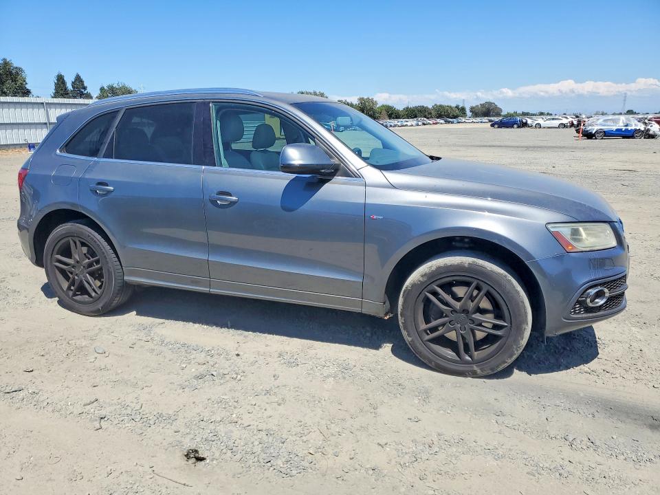 2013 Audi Q5 VIN WA1DGAFP9DA040949 COPART salvage auction — NORMAL WEAR, Ca - Dis/Dlr/Exp Only Clean Title (P), sold $775 on 2026-07-28 (photo 4)