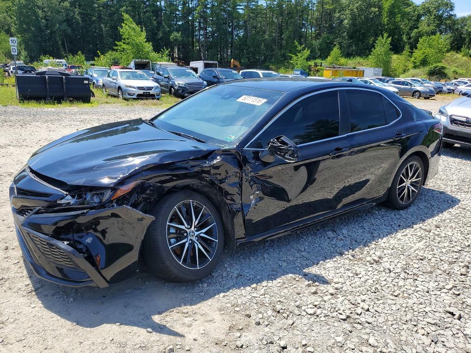 2024 Toyota Camry VIN 4T1G11BK7RU119469 — COPART salvage auction photo