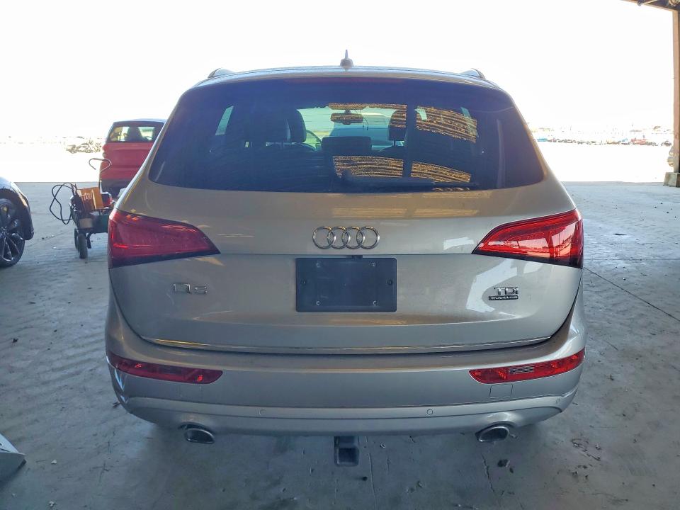 2016 Audi Q5 VIN WA1CVAFPXGA053733 COPART salvage auction — FRONT END, CA - SALVAGE CERTIFICATE, sold $6,800 on 2026-07-20 (photo 6)