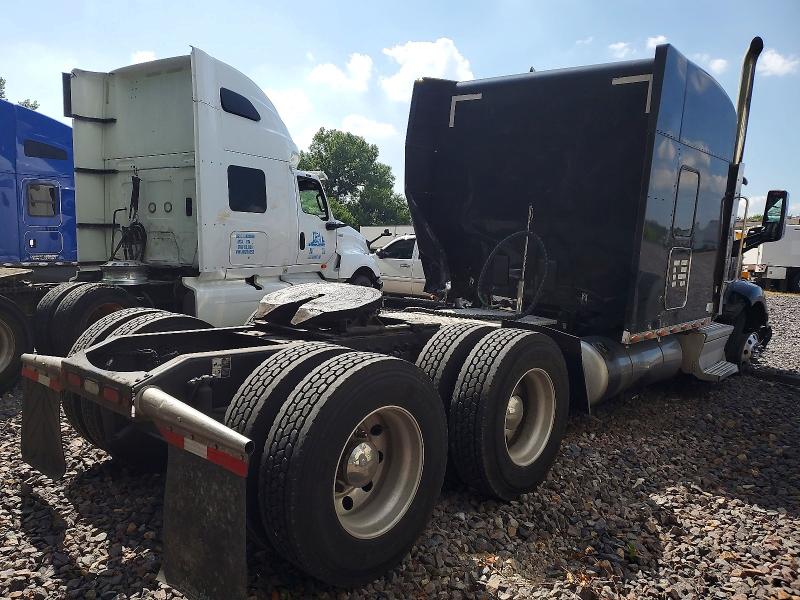 2019 Peterbilt 579 VIN 1XPBD49X4KD231644 COPART salvage auction — FRONT END, MO - SALVAGE CERTIFICATE OF TITLE, sold $13,500 on 2026-08-13 (photo 4)