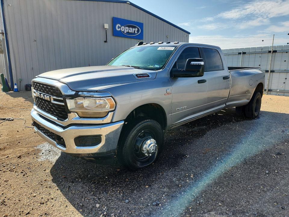 2024 Ram 3500 VIN 3C63RRHL8RG215373 — COPART salvage auction photo