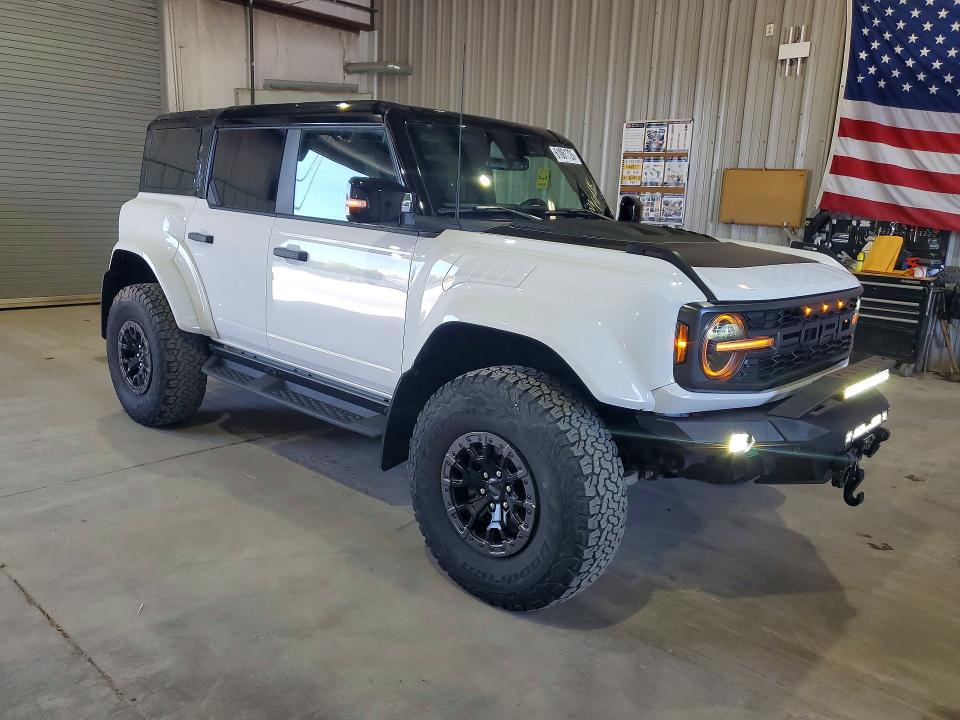 2024 Ford Bronco VIN 1FMEE0RR9RLB00792 COPART salvage auction — MINOR DENT/SCRATCHES, Wi - Cert Of Title W/Salvage Histor, sold $57,500 on 2026-08-03 (photo 4)