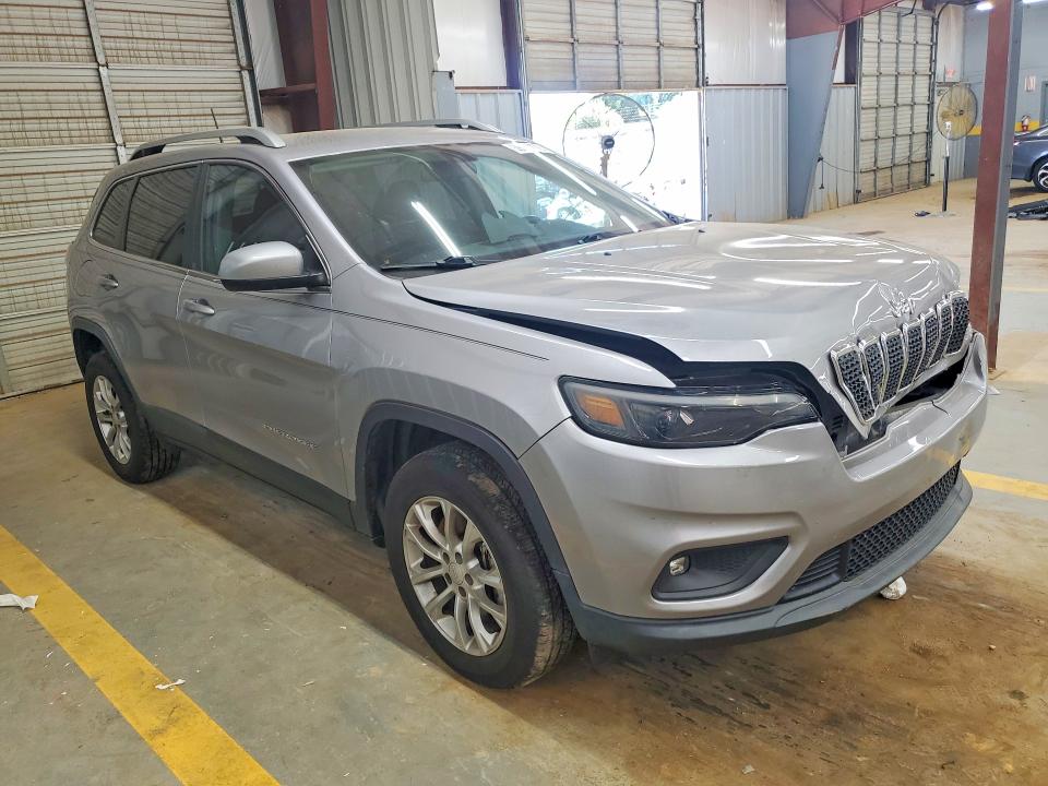2019 Jeep Cherokee VIN 1C4PJMCX5KD281431 COPART salvage auction — FRONT END, Nc - Salvage Certificate Of Title, sold $650 on 2026-08-12 (photo 4)