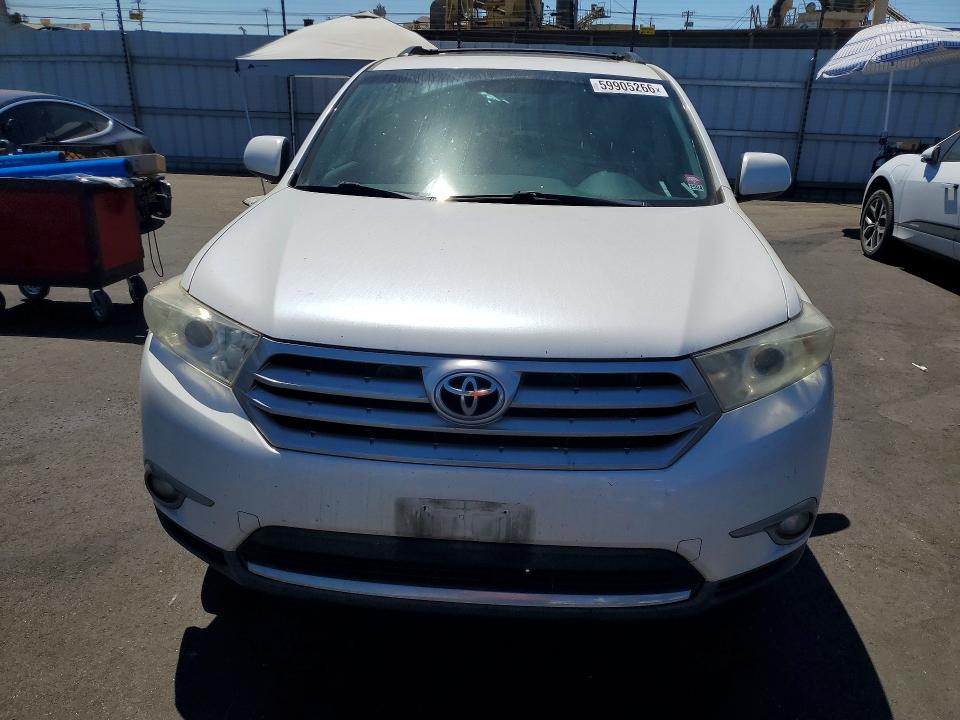 2011 Toyota Highlander VIN 5TDZK3EH5BS043864 COPART salvage auction — REAR END, Ca - Salvage Certificate, sold $2,700 on 2026-07-13 (photo 5)