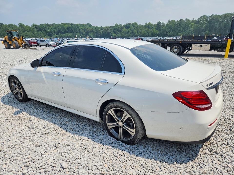 2017 Mercedes-benz E-klasse VIN WDDZF4JB5HA074376 COPART salvage auction — MINOR DENT/SCRATCHES, Ga - Certificate Of Title (P), sold $10,500 on 2026-08-04 (photo 2)