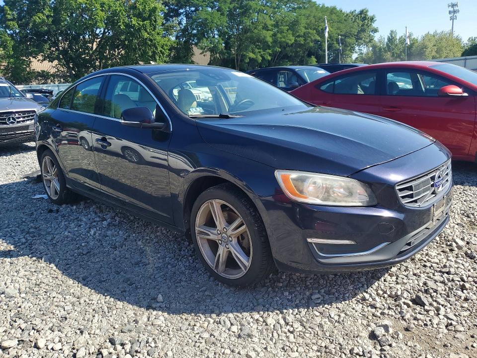2016 Volvo S60 VIN YV126MFK0G2408742 COPART salvage auction — MECHANICAL, MA - CERTIFICATE OF TITLE, sold $425 on 2026-07-31 (photo 4)