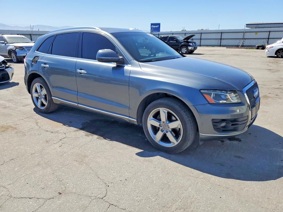 2012 Audi Q5 VIN WA1LFAFP9CA015773 COPART salvage auction — MINOR DENT/SCRATCHES, Ca - Dis/Dlr/Exp Only Clean Title, sold $1,350 on 2026-07-29 (photo 4)