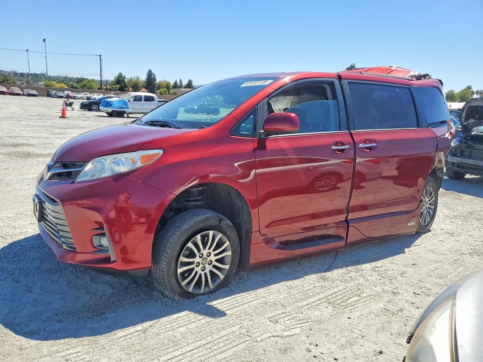 2020 Toyota Sienna VIN 5TDYZ3DC0LS065706 COPART salvage auction — REAR END, Ca - Salvage Certificate, sold $250 on 2026-07-29 (photo 1)
