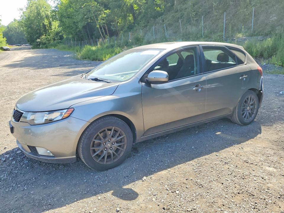 2011 Kia Forte VIN KNAFW5A34B5399626 COPART salvage auction — REAR END, NY - MV-907A SALVAGE CERTIFICATE, sold $325 on 2026-07-23 (photo 1)