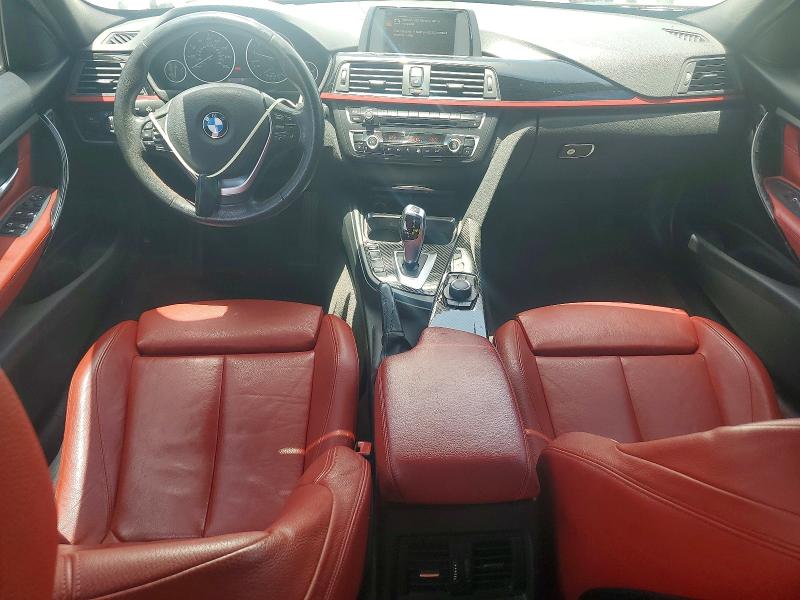 2015 BMW 3er VIN WBA3A5G5XFNS89633 COPART salvage auction — REAR END, Fl - Cert Of Title Slvg Rebuildable, sold $1,150 on 2026-08-11 (photo 8)