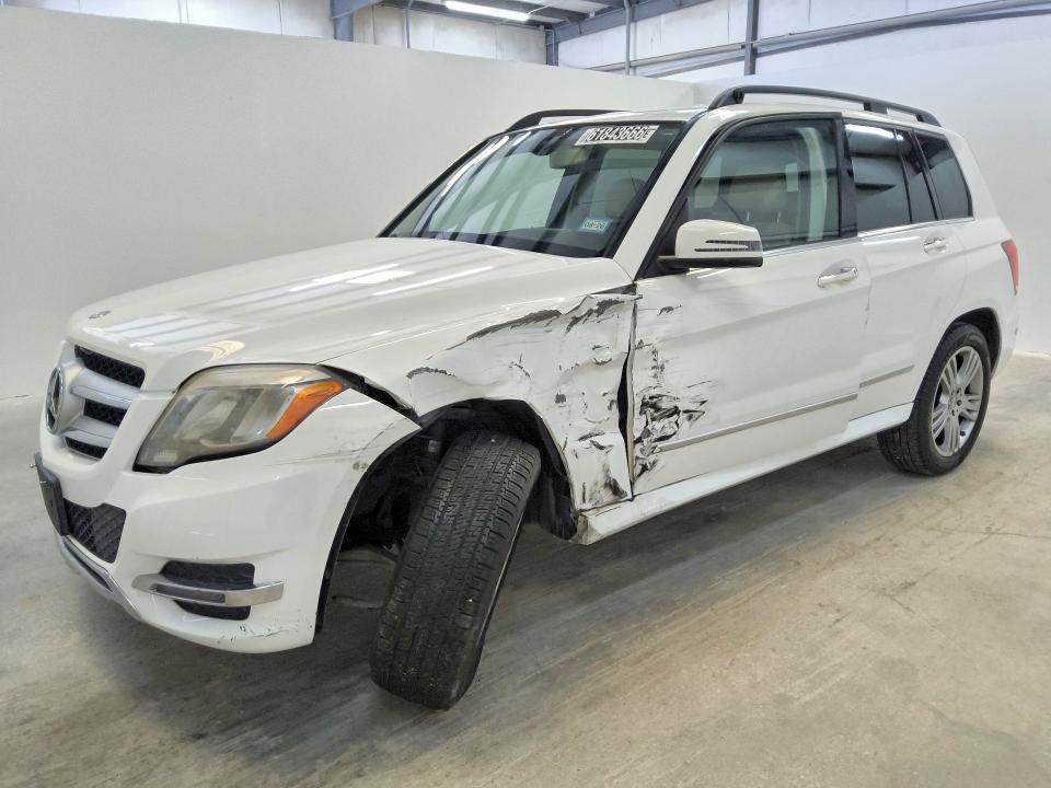 2013 Mercedes-benz Glk-class VIN WDCGG5HBXDG017733 COPART salvage auction — SIDE, Tx - Certificate Of Title, sold $2,350 on 2026-08-04 (photo 1)