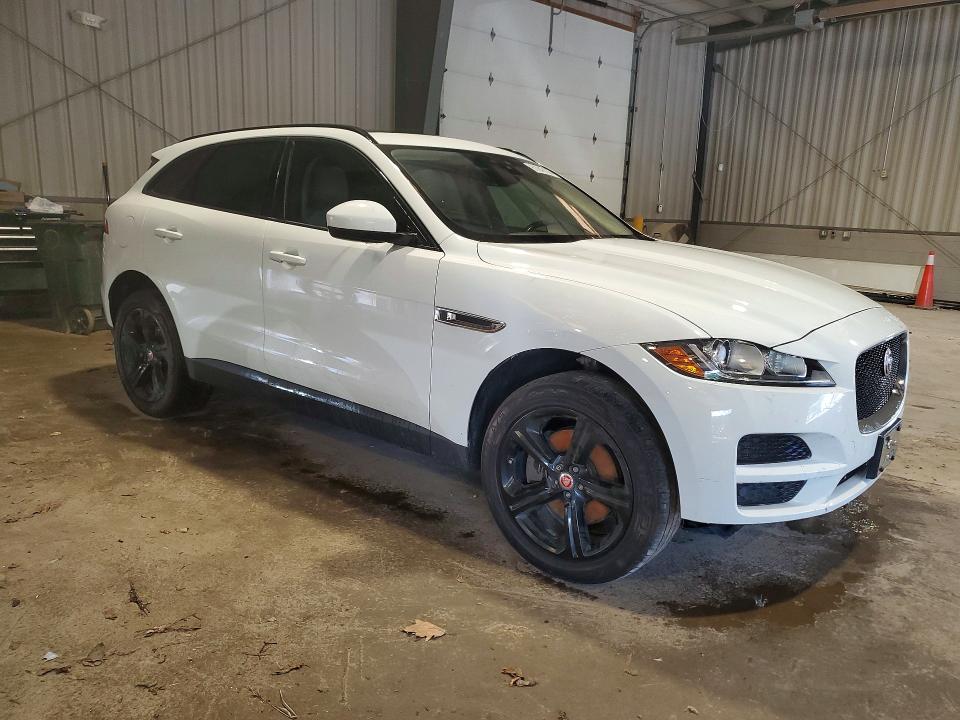2017 Jaguar F-pace VIN SADCJ2BV8HA884228 COPART salvage auction — MECHANICAL, Ga - Certificate Of Title, sold $1,050 on 2026-07-22 (photo 4)