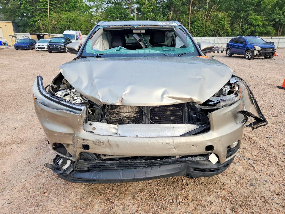 2016 Toyota Highlander VIN 5TDKKRFH6GS143014 COPART salvage auction — FRONT END, Nc - Salvage Certificate Of Title, sold $275 on 2026-07-31 (photo 5)
