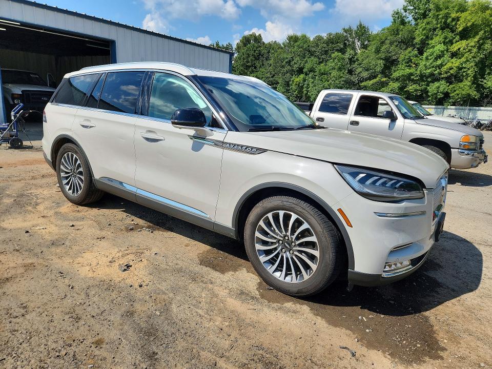 2021 Lincoln Aviator VIN 5LM5J7WC3MGL12364 COPART salvage auction — SIDE, La - Cert Of Title-Salvage, sold $7,100 on 2026-07-30 (photo 4)