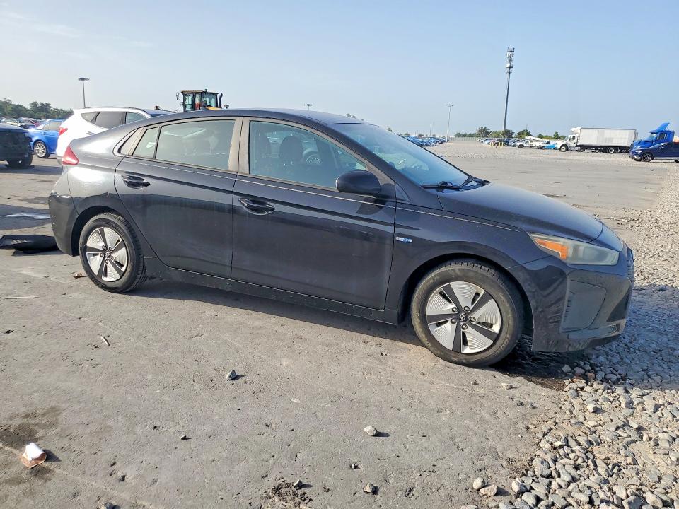 2017 Hyundai Ioniq VIN KMHC65LC1HU048475 COPART salvage auction — MINOR DENT/SCRATCHES, Fl - Certificate Of Title, sold $2,250 on 2026-07-22 (photo 4)