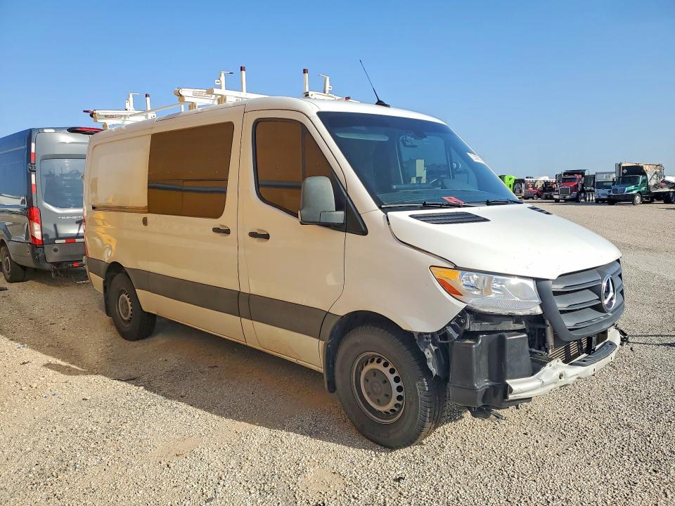 2021 Mercedes-benz Sprinter VIN W1Y4EBHY5MT079688 COPART salvage auction — FRONT END, TX - CERTIFICATE OF TITLE, sold $15,400 on 2026-07-23 (photo 4)