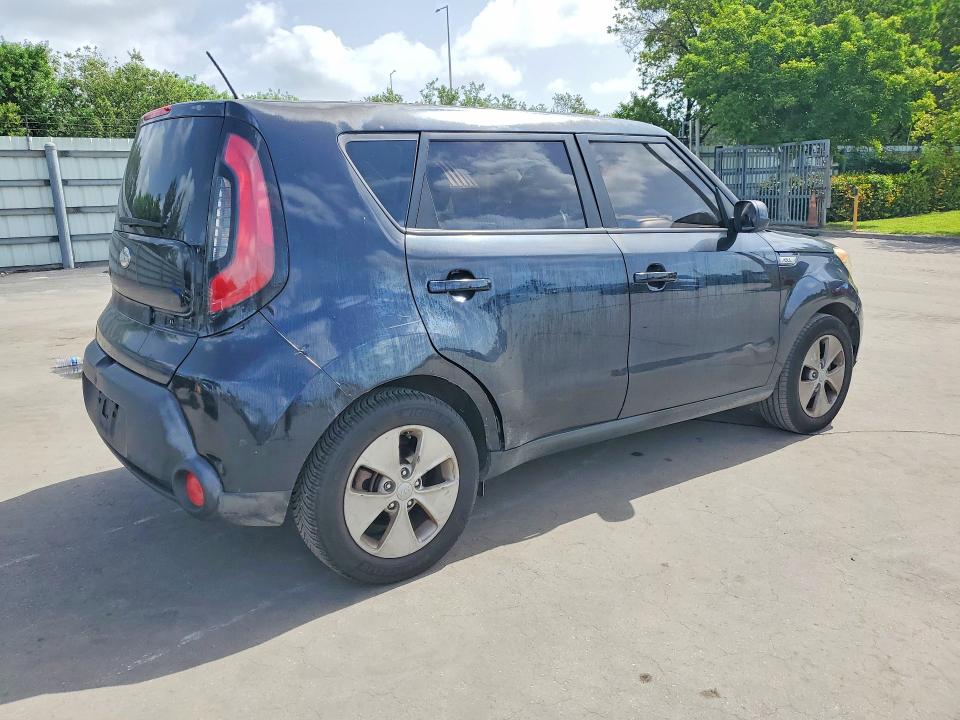 2015 Kia Soul VIN KNDJN2A25F7779932 COPART salvage auction — SIDE, Fl - Cert Of Title Slvg Rebuildable, sold $400 on 2026-07-15 (photo 3)