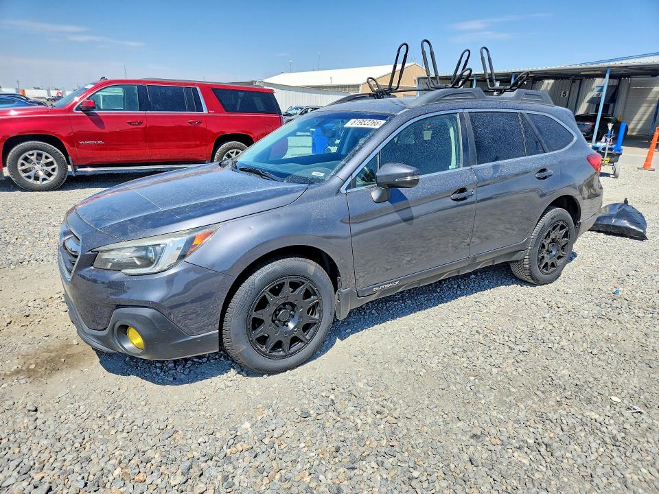 2018 Subaru Outback VIN 4S4BSENC1J3343107 — COPART salvage auction photo