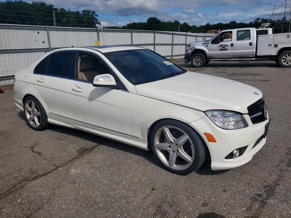 2009 Mercedes-benz C class VIN WDDGF81X49R079209 COPART salvage auction — WATER/FLOOD, NJ - CERT OF TITLE-SALVAGE FLOOD (P), sold $450 on 2026-08-18 (photo 4)