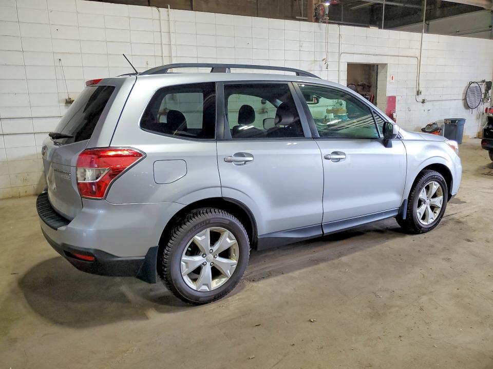 2014 Subaru Forester VIN JF2SJAEC7EH502013 COPART salvage auction — HAIL, MN - NON PUBLIC CLEAN TITLE, sold $1,100 on 2026-07-28 (photo 3)