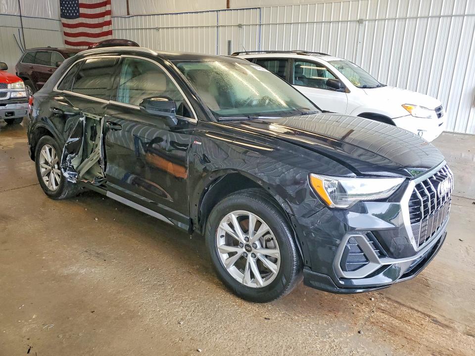 2022 Audi Q3 VIN WA1DECF38N1114023 COPART salvage auction — FRONT END, Pa - Cert Of Title, sold $550 on 2026-07-29 (photo 4)