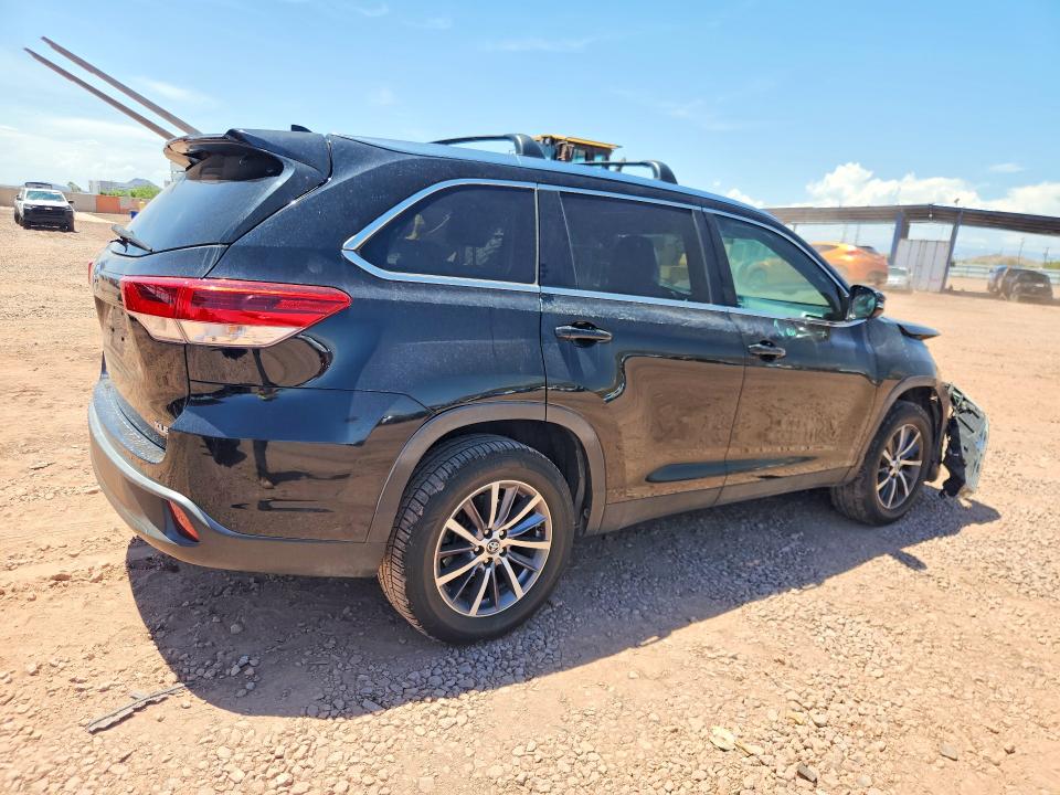 2019 Toyota Highlander VIN 5TDKZRFH4KS559213 COPART salvage auction — FRONT END, Sc - Salvage Title, sold $200 on 2026-07-21 (photo 3)