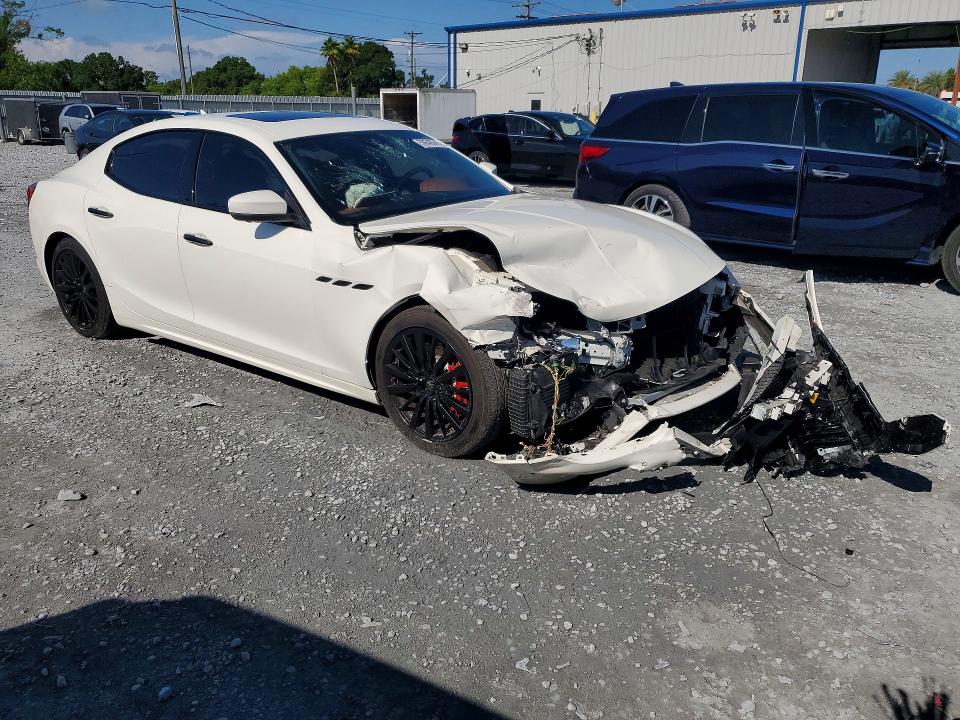 2022 Maserati Ghibli VIN ZAM57XSA4N1390713 COPART salvage auction — FRONT END, Fl - Certificate Of Destruction, sold $1,700 on 2026-07-21 (photo 4)