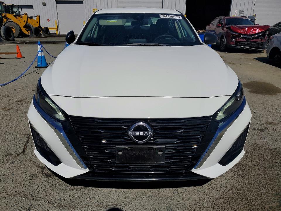 2025 Nissan Altima VIN 1N4BL4DV6SN362844 COPART salvage auction — REAR END, Ca - Certificate Of Title, sold $9,500 on 2026-07-27 (photo 5)