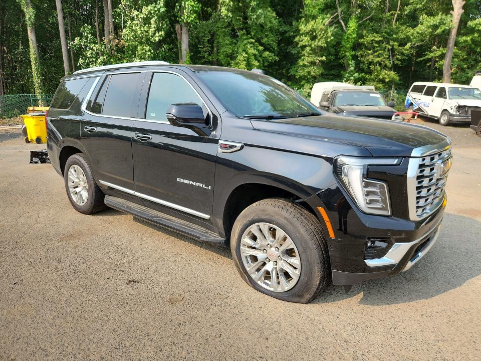 2025 Gmc Yukon VIN 1GKS1DRLXSR219688 COPART salvage auction — MINOR DENT/SCRATCHES, FL - CERTIFICATE OF TITLE, sold $40,000 on 2026-07-27 (photo 4)