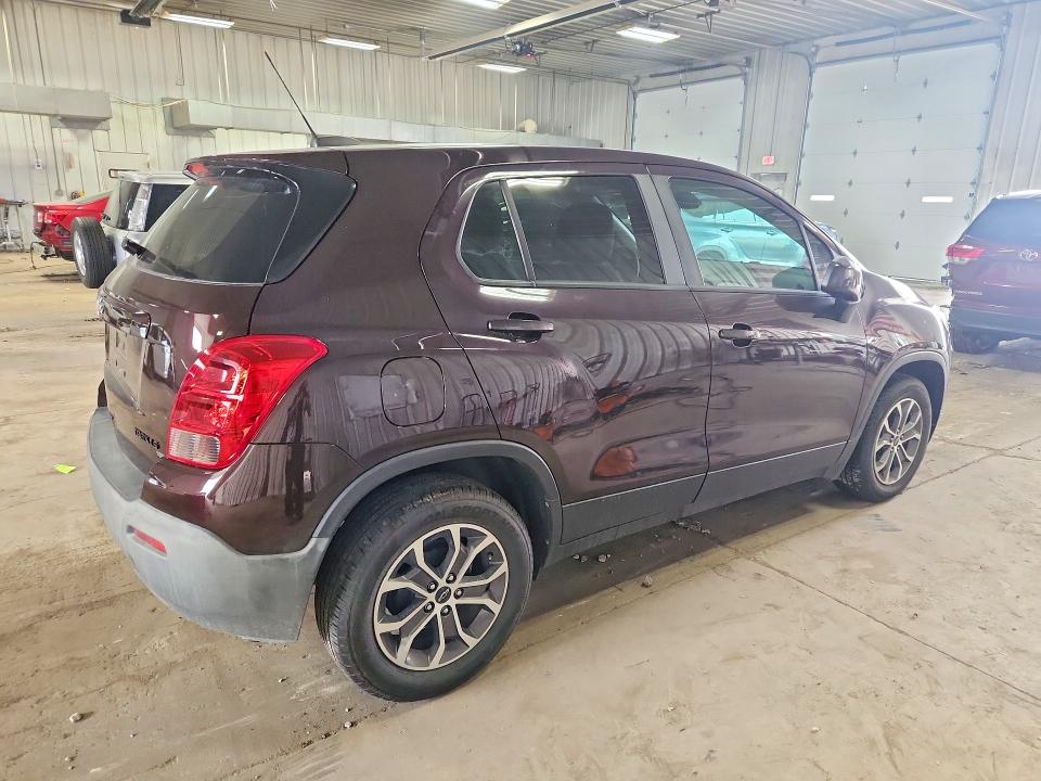 2021 Chevrolet Trax VIN KL7CJKSB8MB308206 COPART salvage auction — NORMAL WEAR, WI - CERT OF TITLE-SALVAGE VEHICLE, sold $1,750 on 2026-07-27 (photo 3)